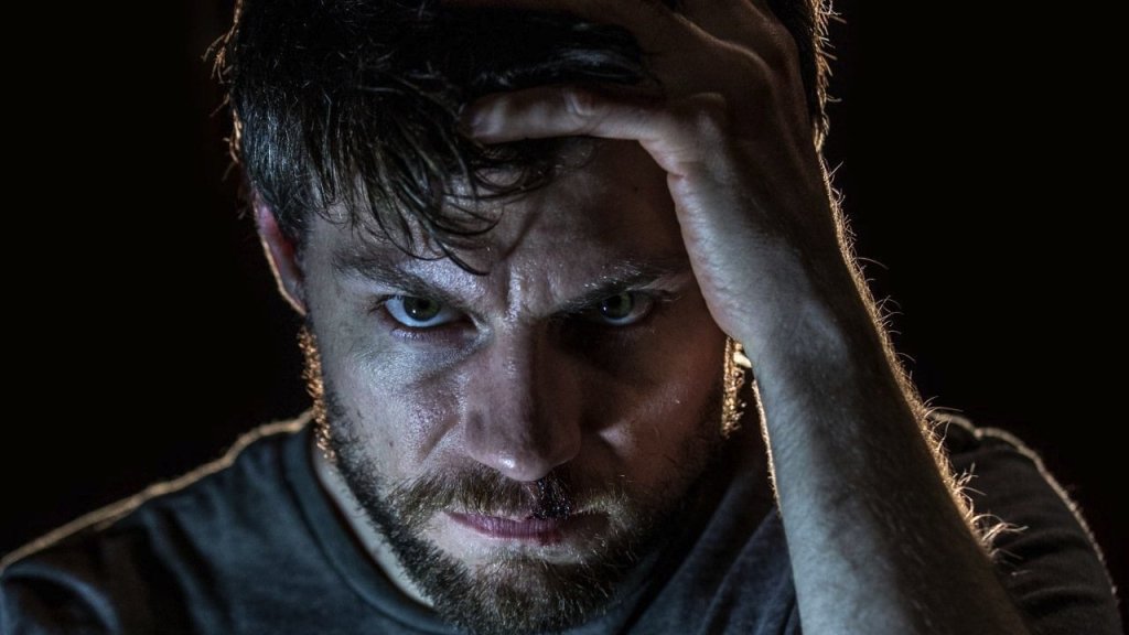 [Preview] Robert Kirkman flirte avec le démon dans&nbsp;OUTCAST