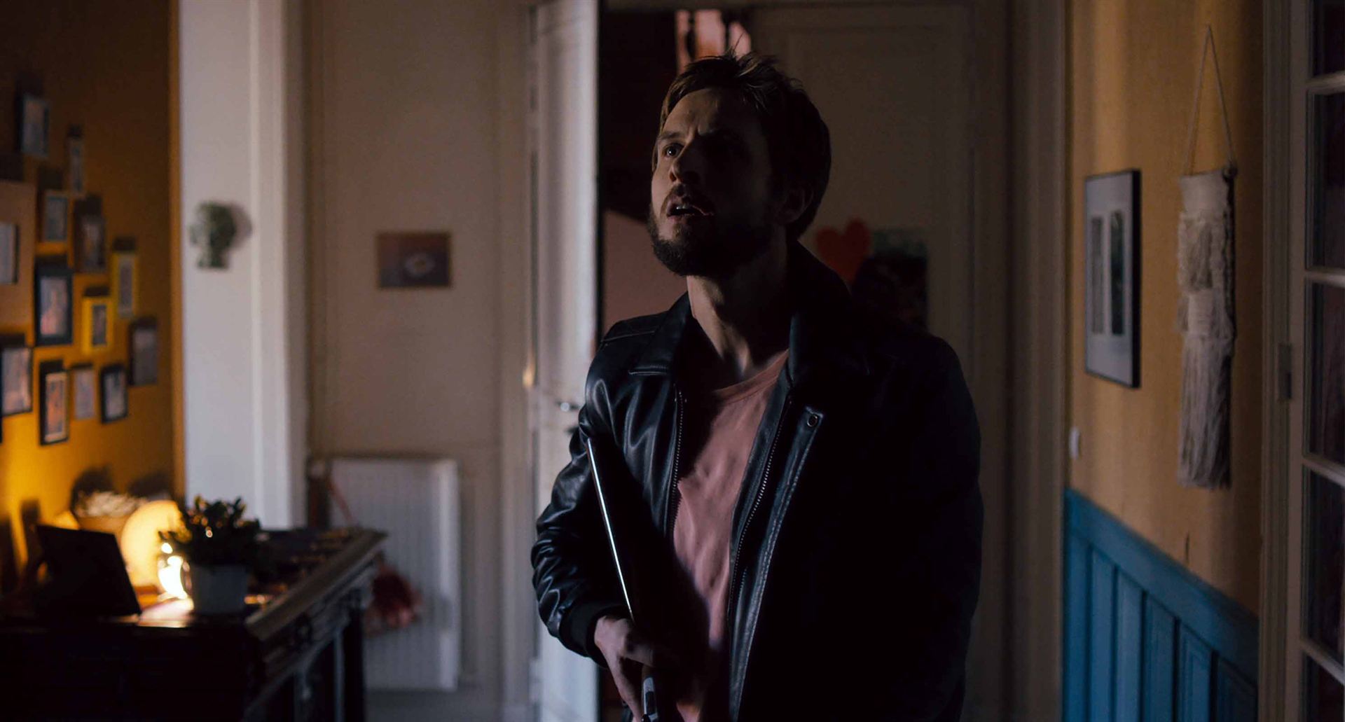 4994267.jpg-r_1920_1080-f_jpg-q_x-xxyxx